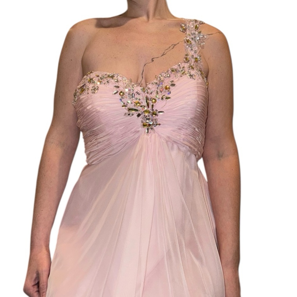 Elegant One-Shoulder Pink Prom Dress with Embellished Bodice